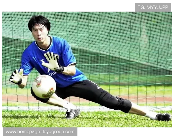 国足门将表现稳健获称赞，国足的门将